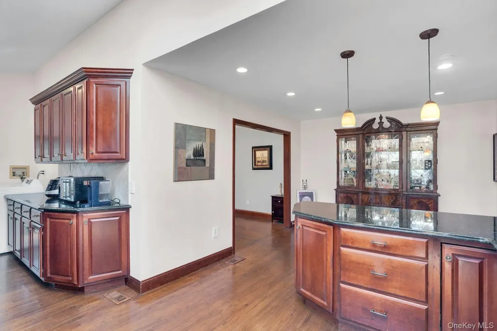 12 Bagatelle Road Dix Hills NY 11746