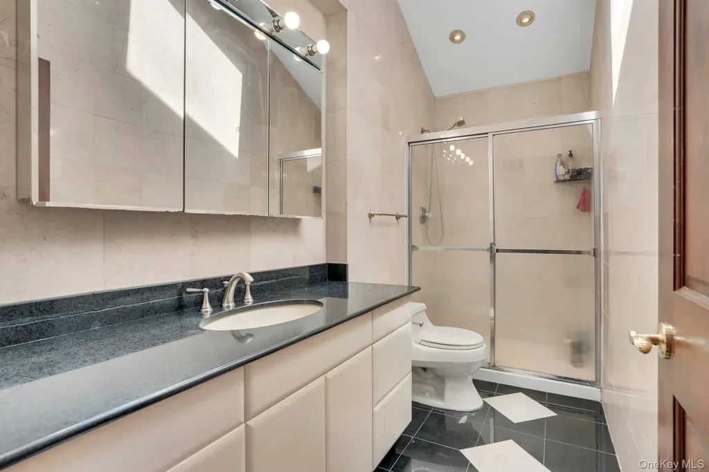 12 Bagatelle Road Dix Hills NY 11746