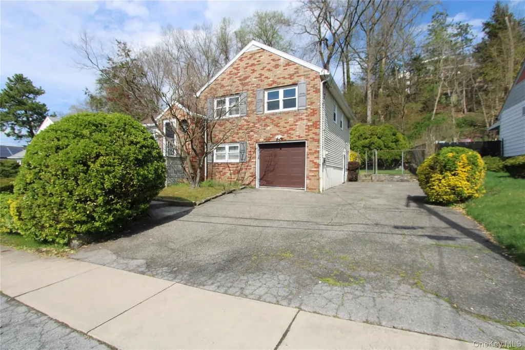 170 Pembrook Drive Yonkers NY 10710