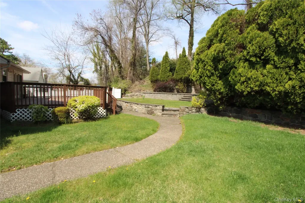 170 Pembrook Drive Yonkers NY 10710