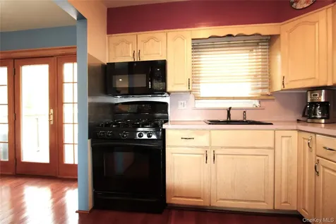 170 Pembrook Drive Yonkers NY 10710
