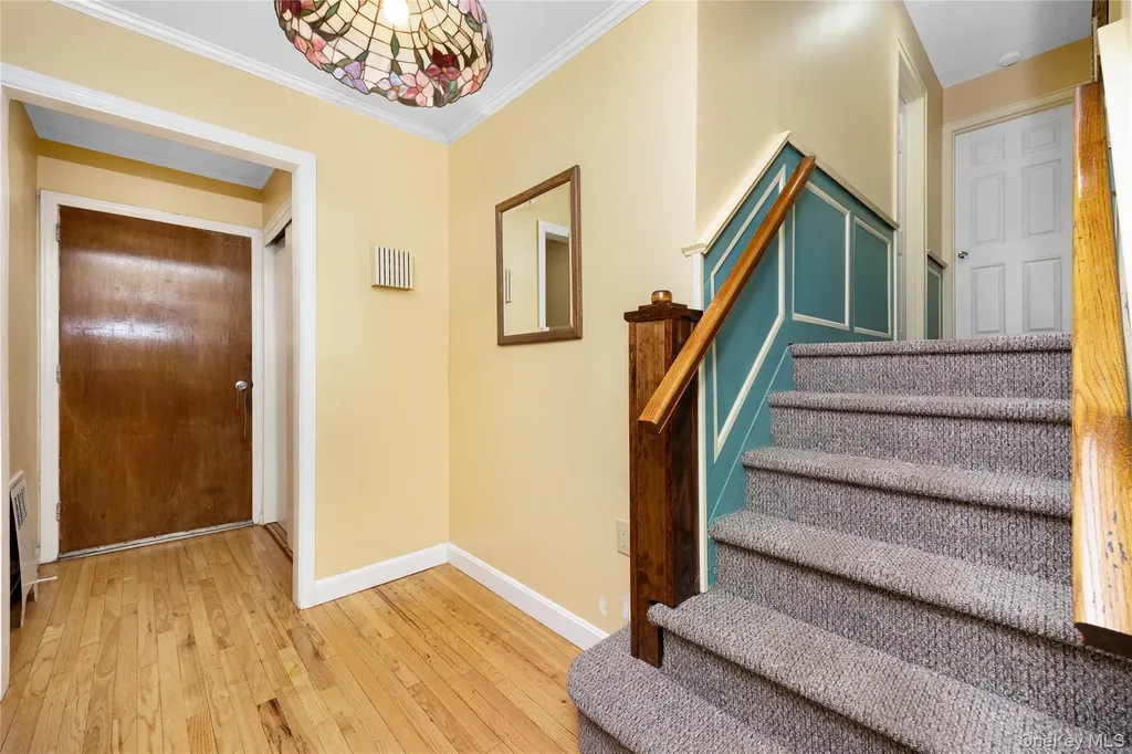 55 Amherst Drive Massapequa NY 11758