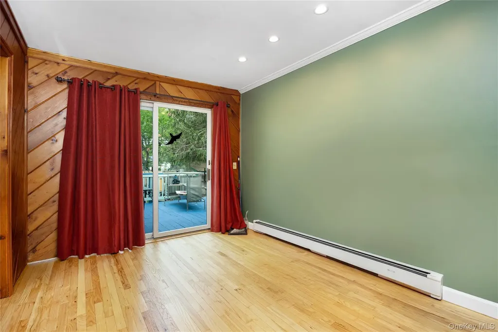 55 Amherst Drive Massapequa NY 11758
