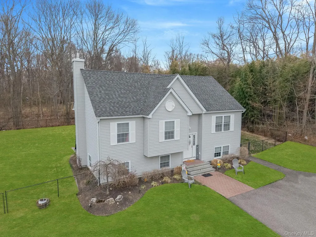 268 Holbrook Road Ronkonkoma NY 11779