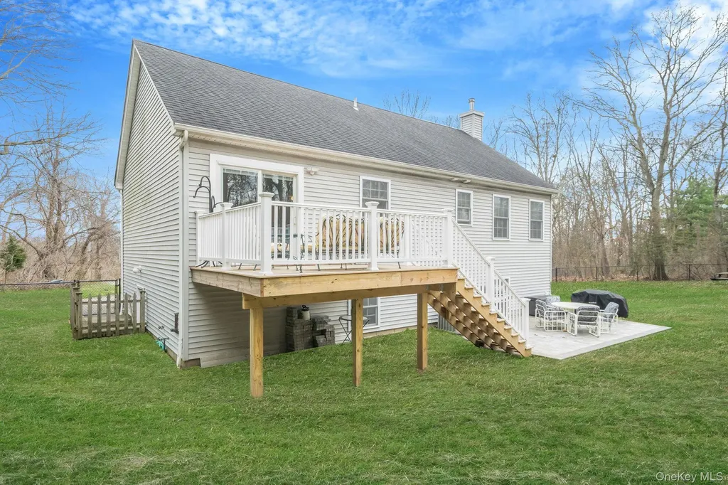 268 Holbrook Road Ronkonkoma NY 11779