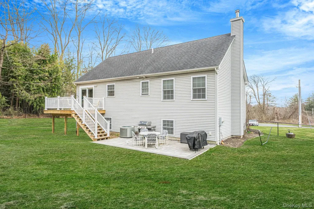 268 Holbrook Road Ronkonkoma NY 11779