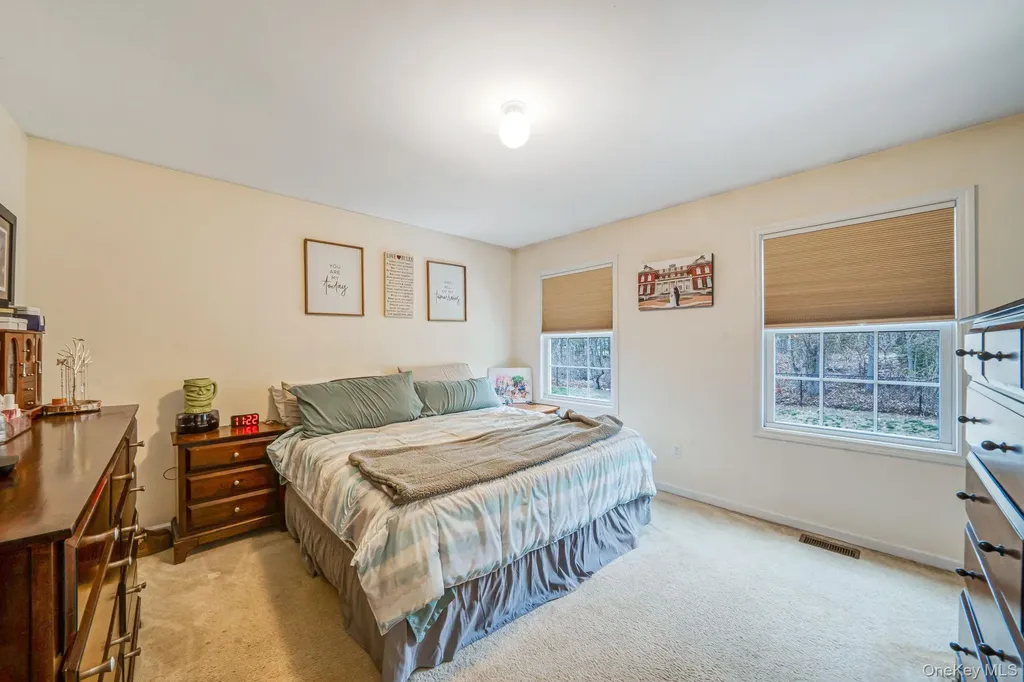 268 Holbrook Road Ronkonkoma NY 11779