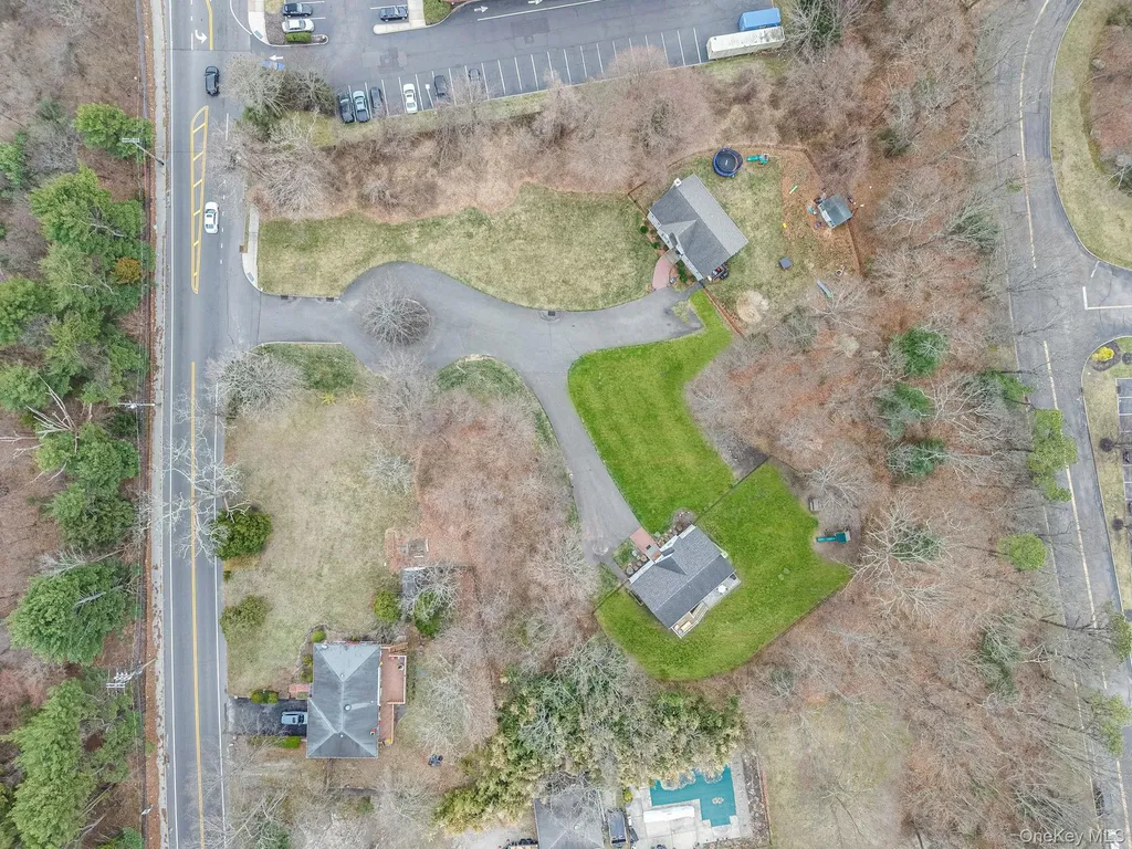 268 Holbrook Road Ronkonkoma NY 11779