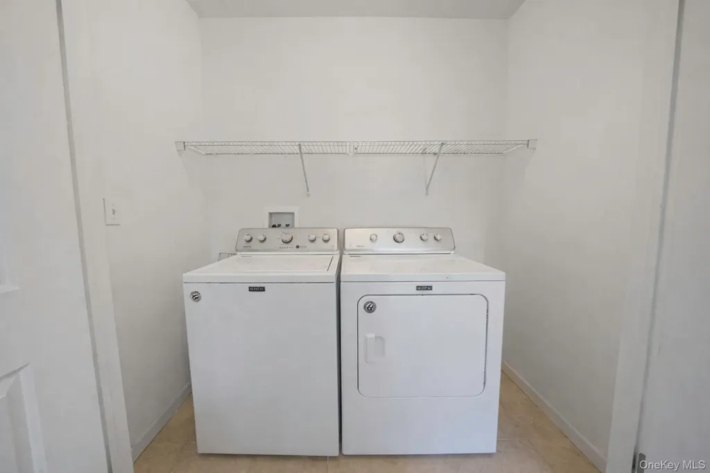 268 Holbrook Road Ronkonkoma NY 11779