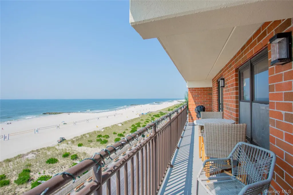230 W Broadway Long Beach NY 11561