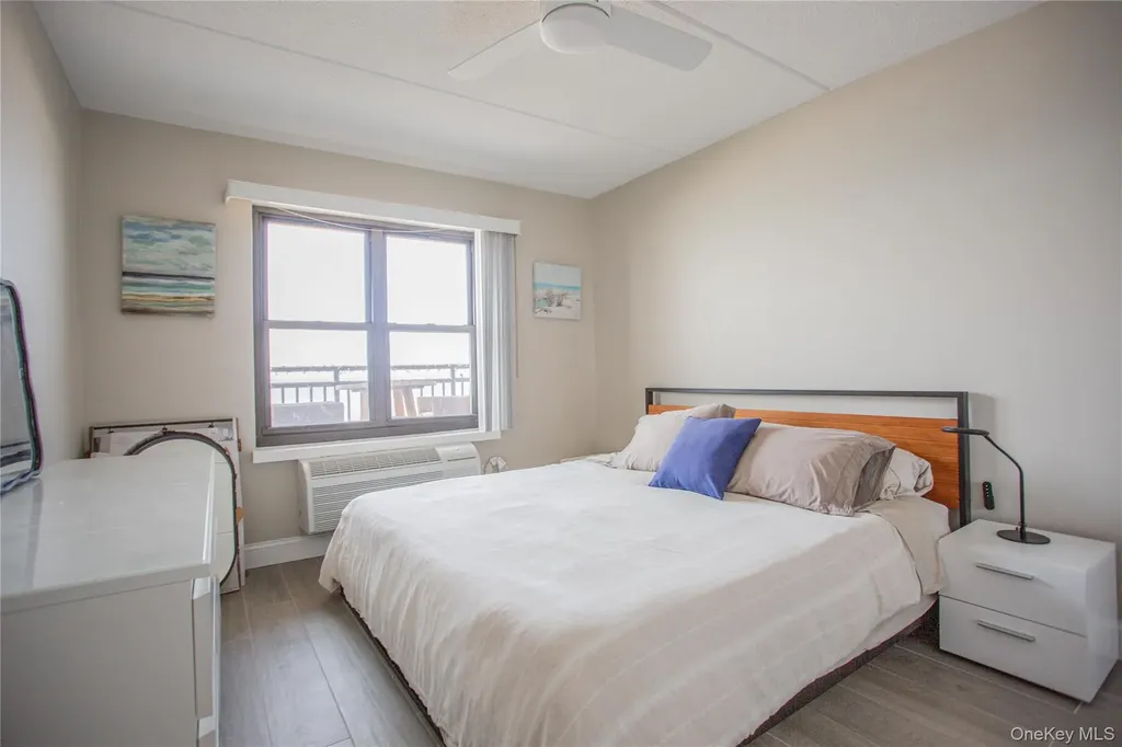 230 W Broadway Long Beach NY 11561
