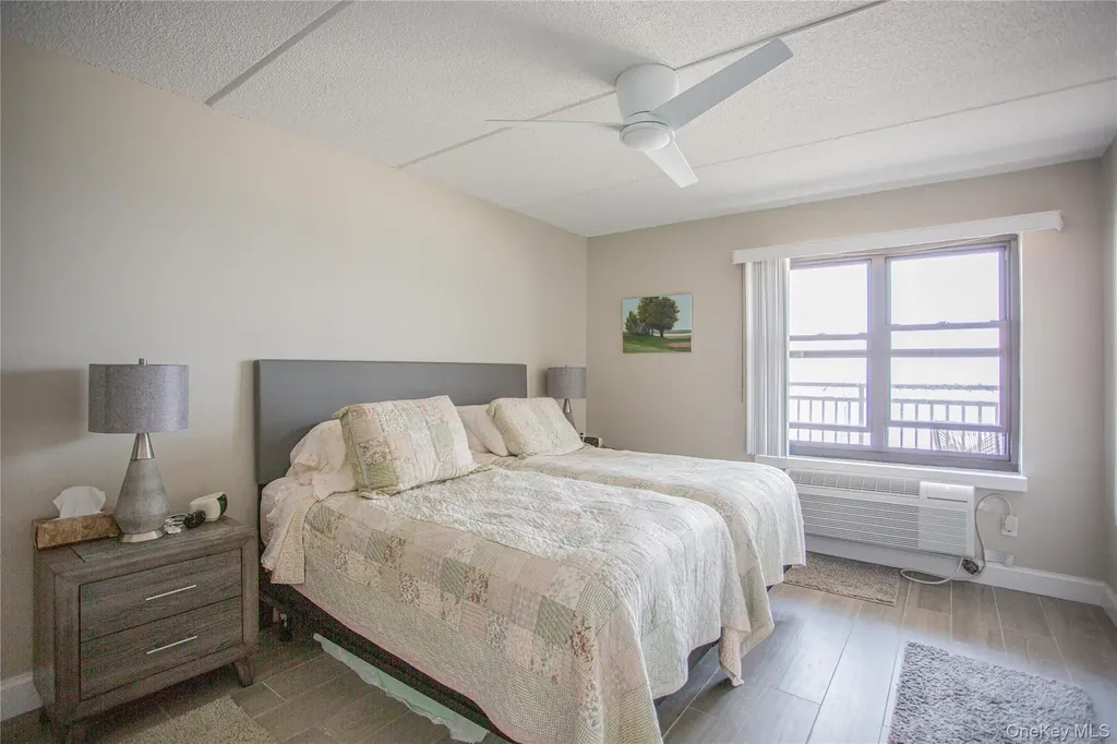 230 W Broadway Long Beach NY 11561