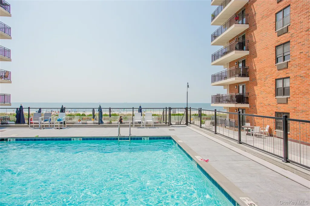 230 W Broadway Long Beach NY 11561
