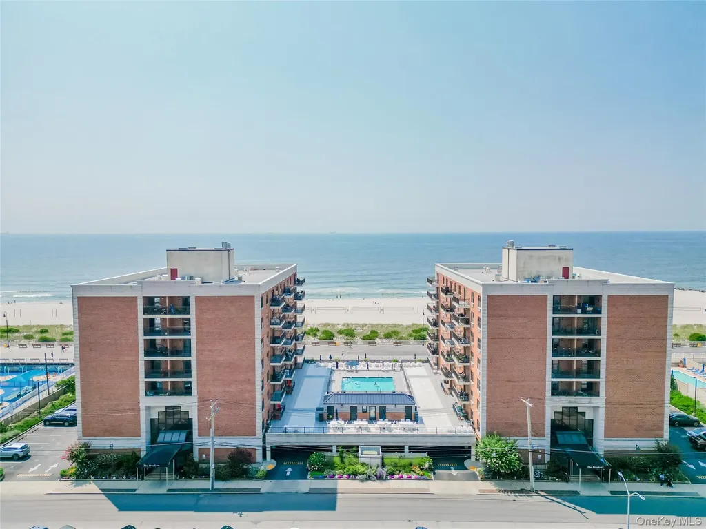 230 W Broadway Long Beach NY 11561