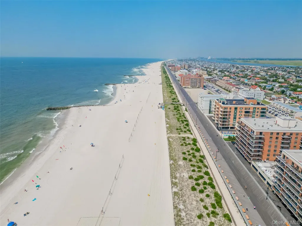 230 W Broadway Long Beach NY 11561
