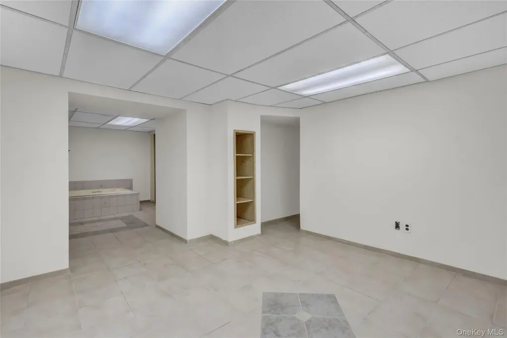 6 Liberty Lane Miller Place NY 11764