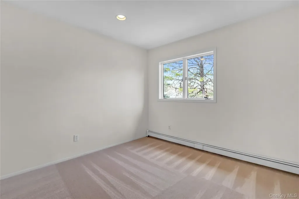 6 Liberty Lane Miller Place NY 11764