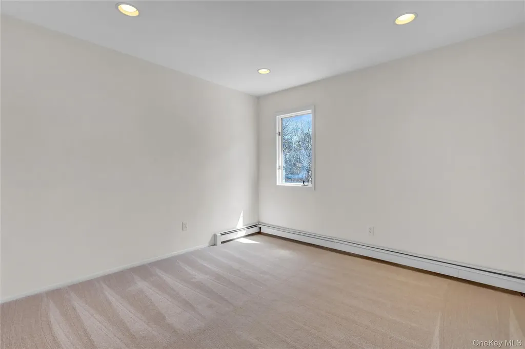 6 Liberty Lane Miller Place NY 11764