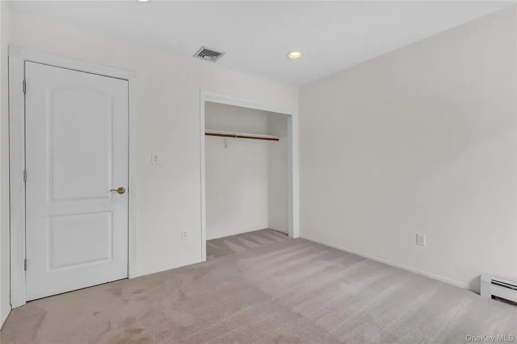 6 Liberty Lane Miller Place NY 11764