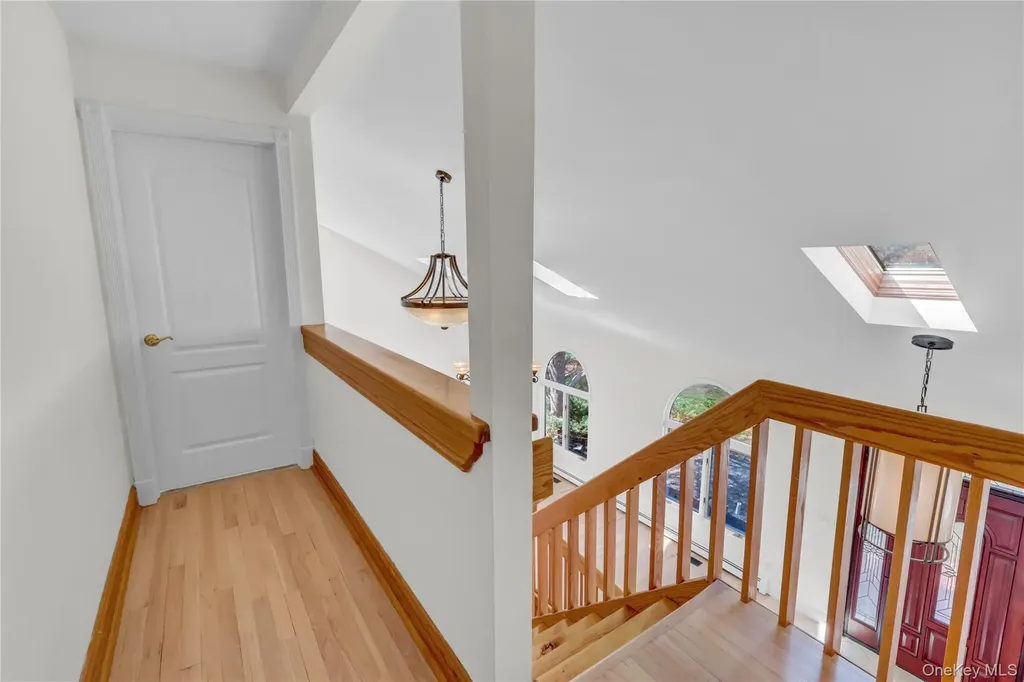 6 Liberty Lane Miller Place NY 11764