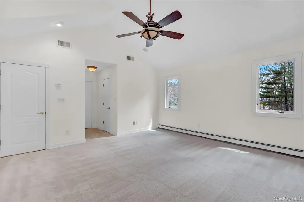 6 Liberty Lane Miller Place NY 11764