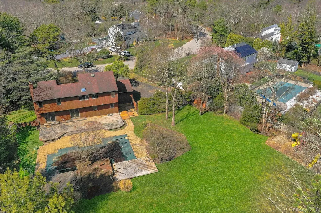 6 Liberty Lane Miller Place NY 11764