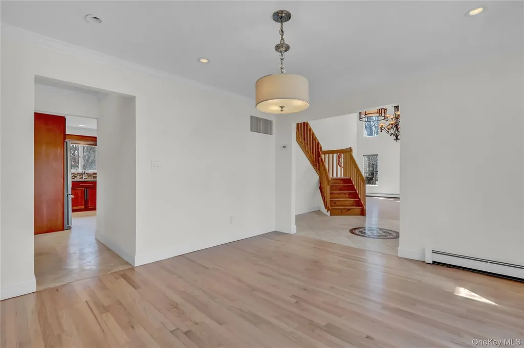 6 Liberty Lane Miller Place NY 11764