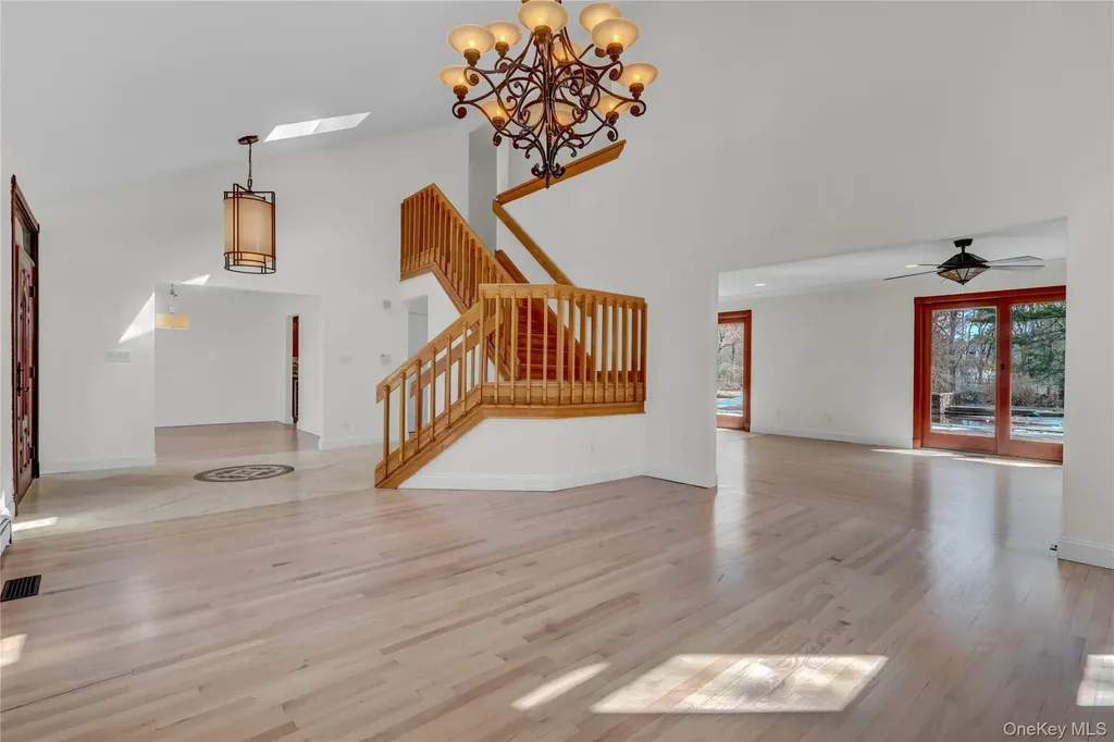 6 Liberty Lane Miller Place NY 11764