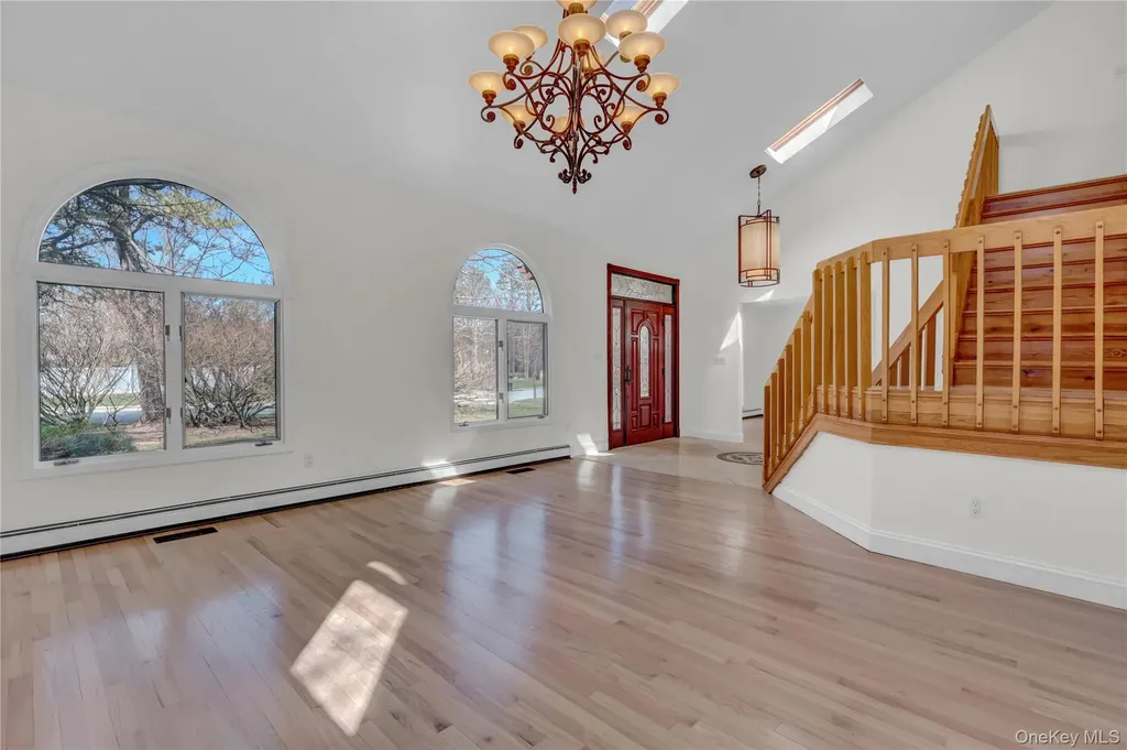 6 Liberty Lane Miller Place NY 11764