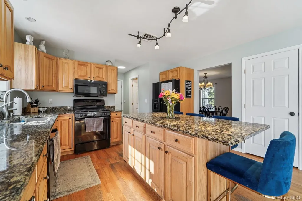 76 West Street Patterson NY 12563