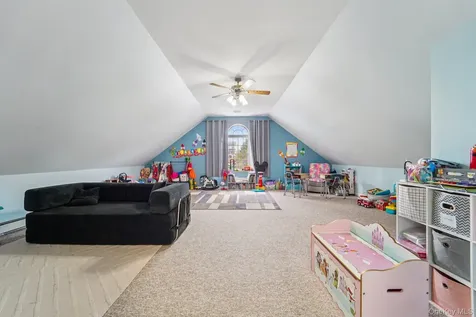 76 West Street Patterson NY 12563