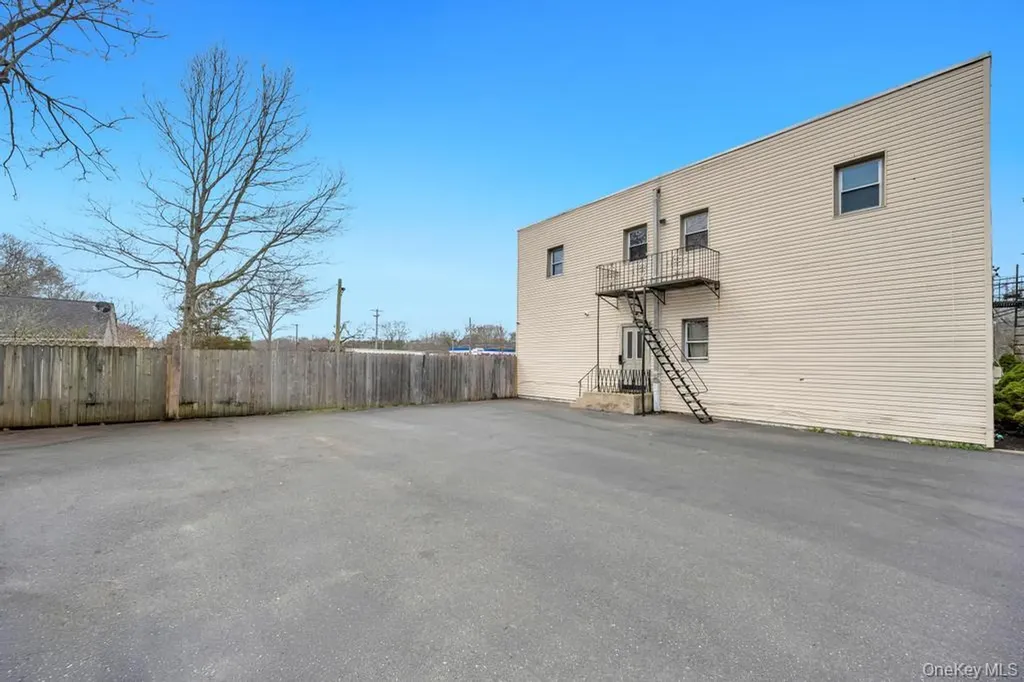 1550 Montauk Highway Mastic NY 11950