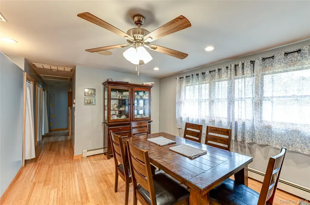 86 Hulse Avenue Wading River NY 11792