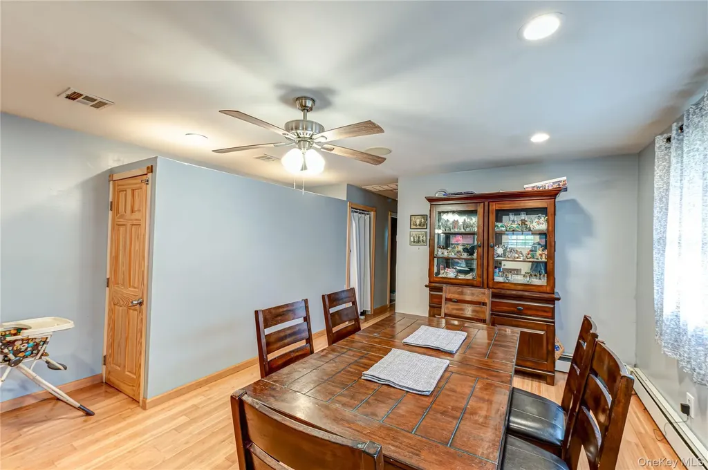 86 Hulse Avenue Wading River NY 11792