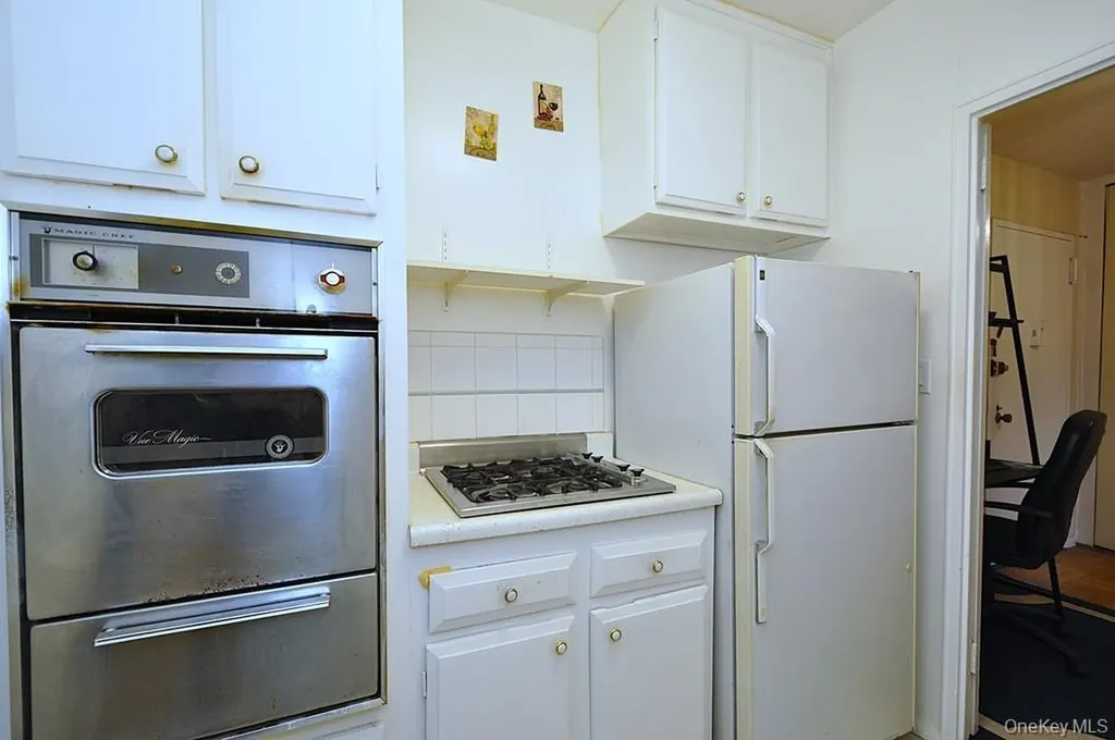 260 Garth Road Scarsdale NY 10583