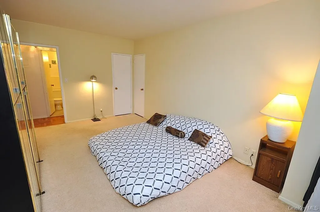 260 Garth Road Scarsdale NY 10583