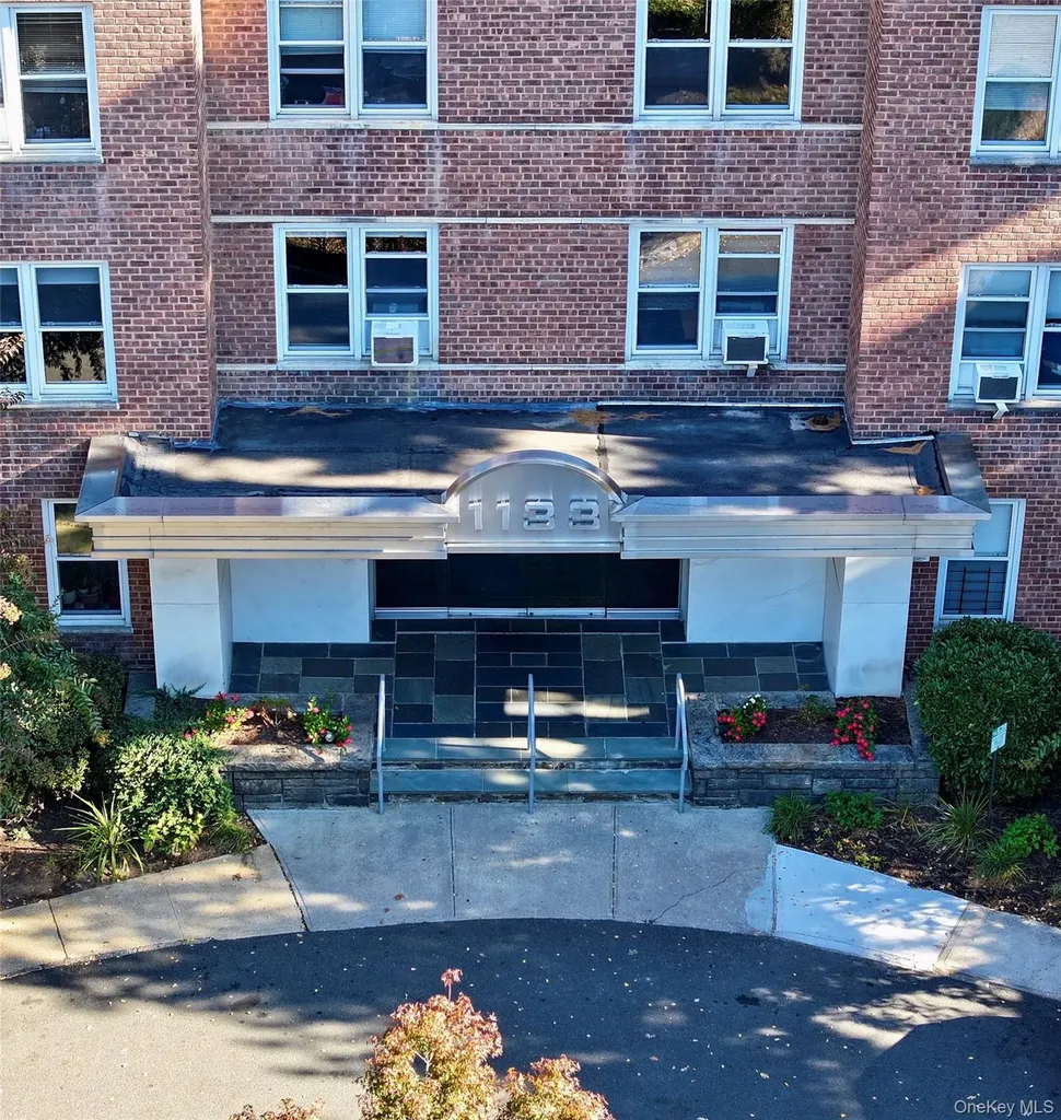 1133 Midland Avenue Bronxville NY 10708
