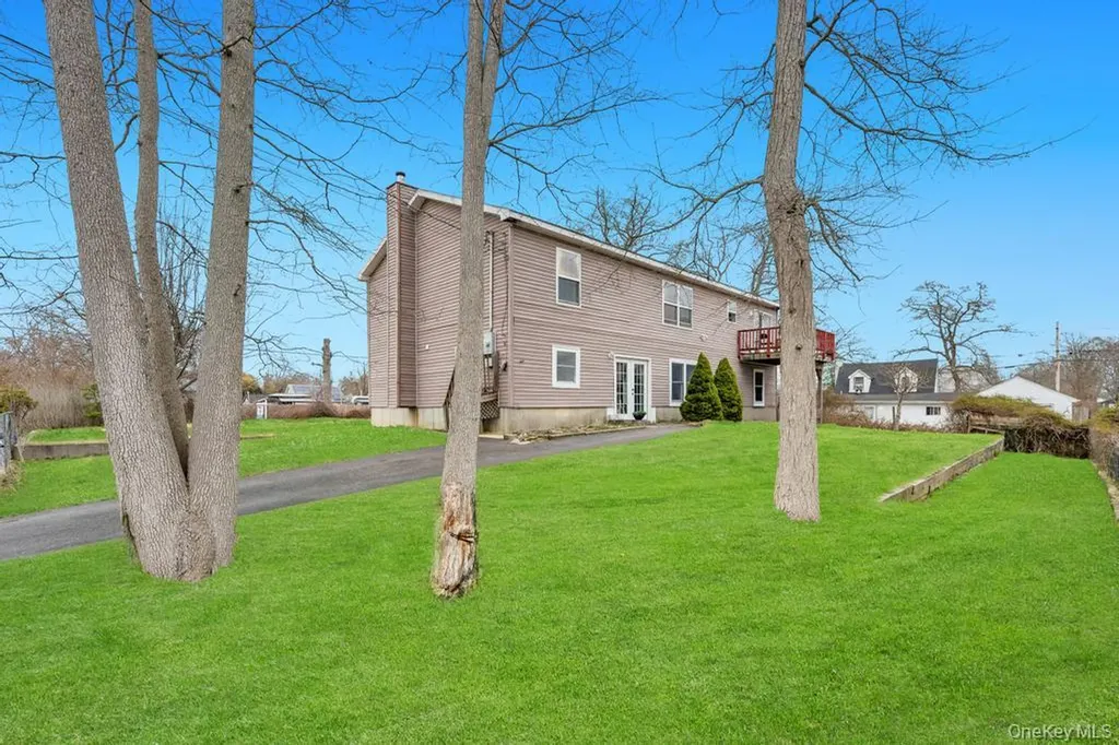 236 Forest Road W Mastic Beach NY 11951