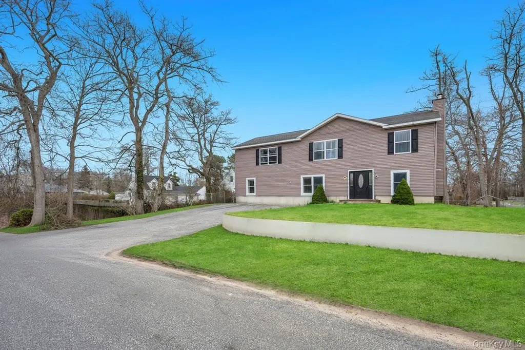 236 Forest Road W Mastic Beach NY 11951