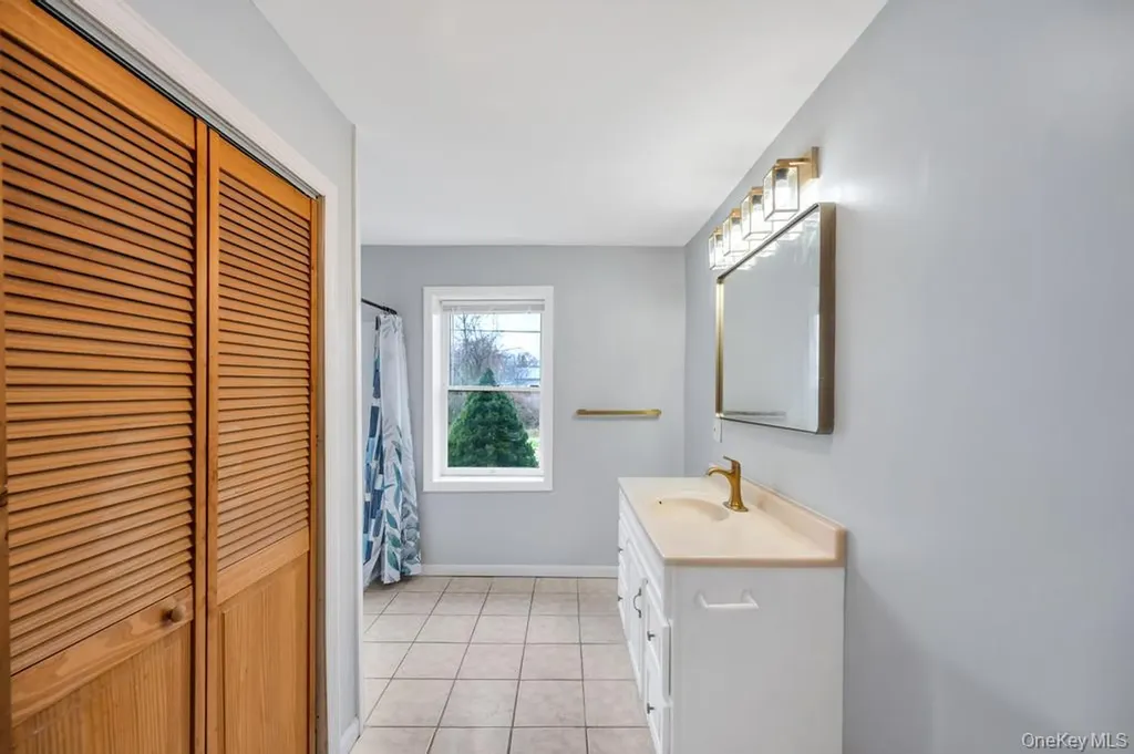 236 Forest Road W Mastic Beach NY 11951