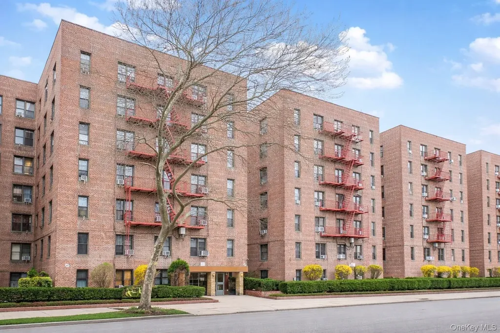 2400 E 3rd Street Brooklyn NY 11223