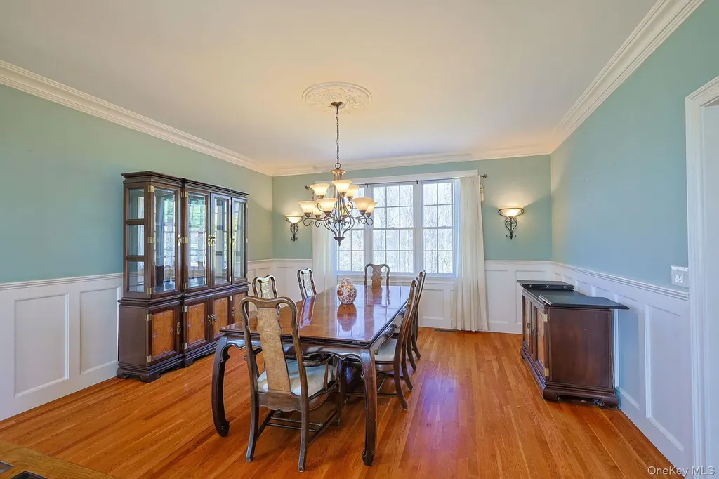 27 Kaitlin Drive Mahopac NY 10541