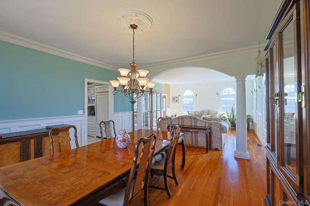 27 Kaitlin Drive Mahopac NY 10541