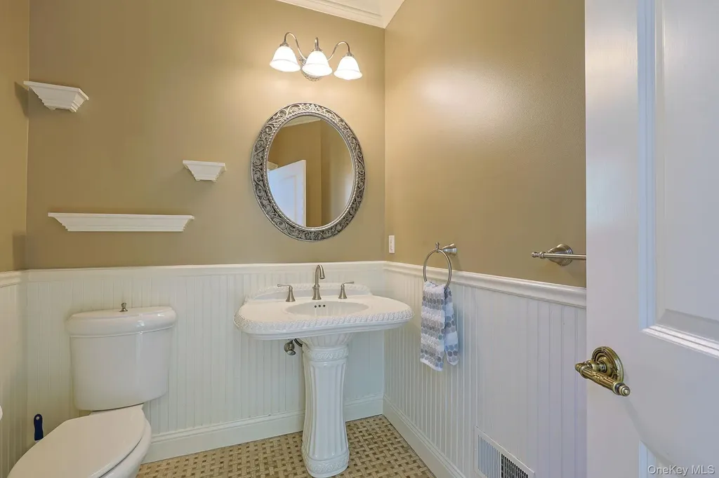 27 Kaitlin Drive Mahopac NY 10541