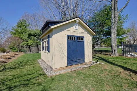 27 Kaitlin Drive Mahopac NY 10541