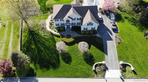 27 Kaitlin Drive Mahopac NY 10541