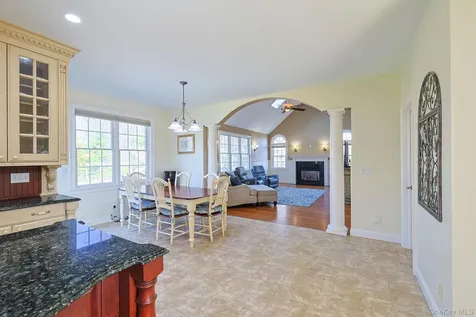 27 Kaitlin Drive Mahopac NY 10541