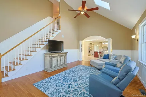 27 Kaitlin Drive Mahopac NY 10541