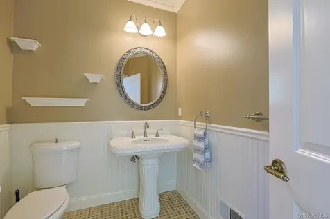 27 Kaitlin Drive Mahopac NY 10541