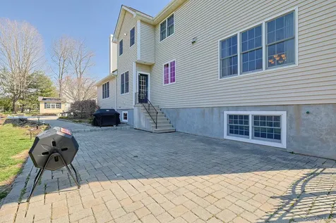 27 Kaitlin Drive Mahopac NY 10541